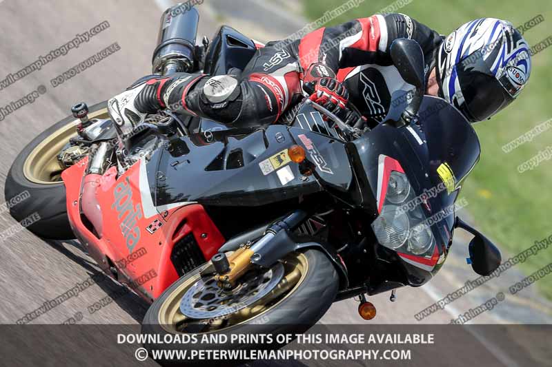 cadwell park;cadwell park photographs;cadwell trackday photographs;enduro digital images;event digital images;eventdigitalimages;peter wileman photography;racing digital images;trackday digital images;trackday photos