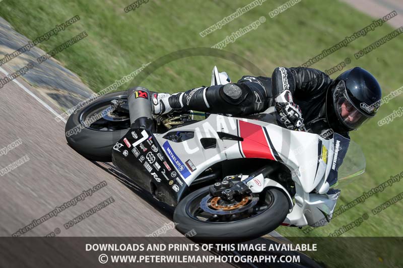 cadwell park;cadwell park photographs;cadwell trackday photographs;enduro digital images;event digital images;eventdigitalimages;peter wileman photography;racing digital images;trackday digital images;trackday photos