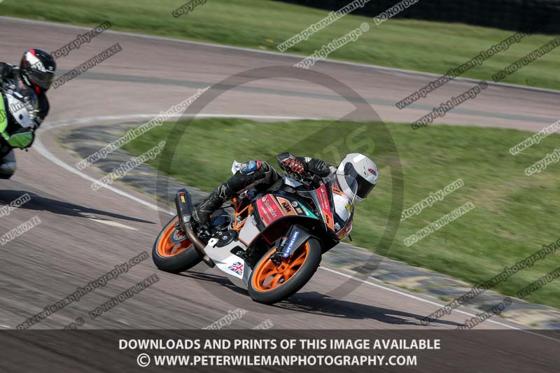 cadwell park;cadwell park photographs;cadwell trackday photographs;enduro digital images;event digital images;eventdigitalimages;peter wileman photography;racing digital images;trackday digital images;trackday photos