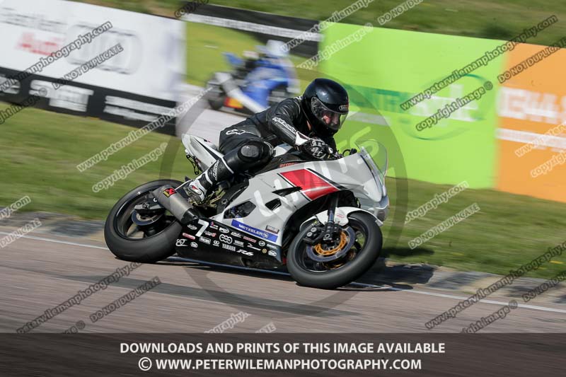 cadwell park;cadwell park photographs;cadwell trackday photographs;enduro digital images;event digital images;eventdigitalimages;peter wileman photography;racing digital images;trackday digital images;trackday photos