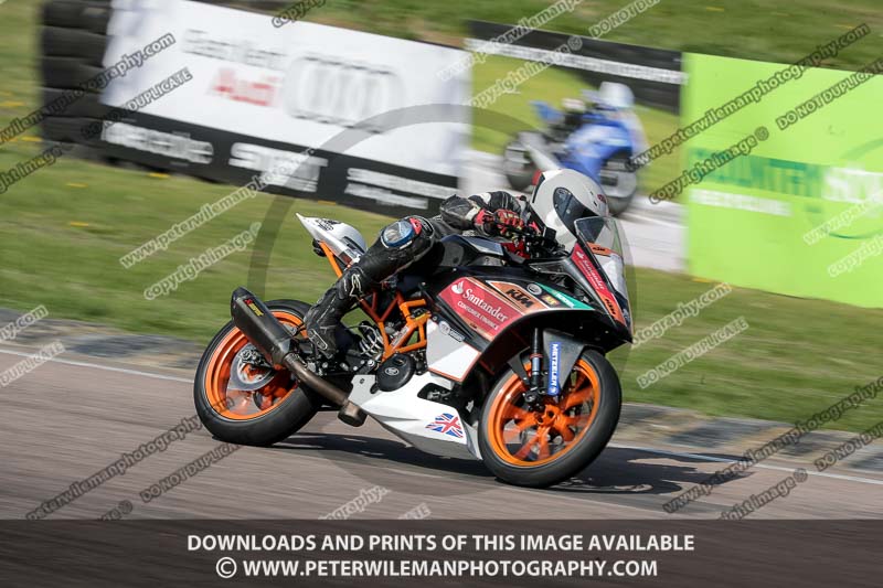 cadwell park;cadwell park photographs;cadwell trackday photographs;enduro digital images;event digital images;eventdigitalimages;peter wileman photography;racing digital images;trackday digital images;trackday photos