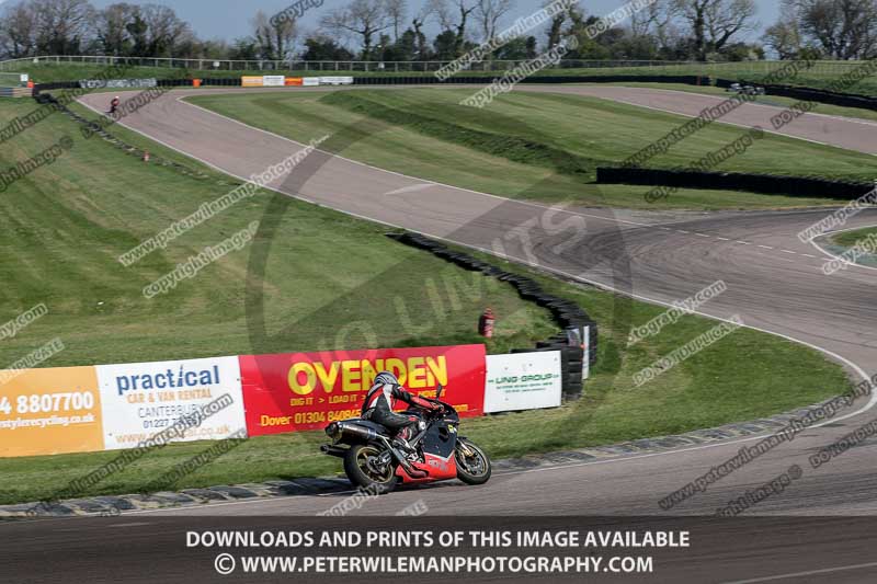 cadwell park;cadwell park photographs;cadwell trackday photographs;enduro digital images;event digital images;eventdigitalimages;peter wileman photography;racing digital images;trackday digital images;trackday photos