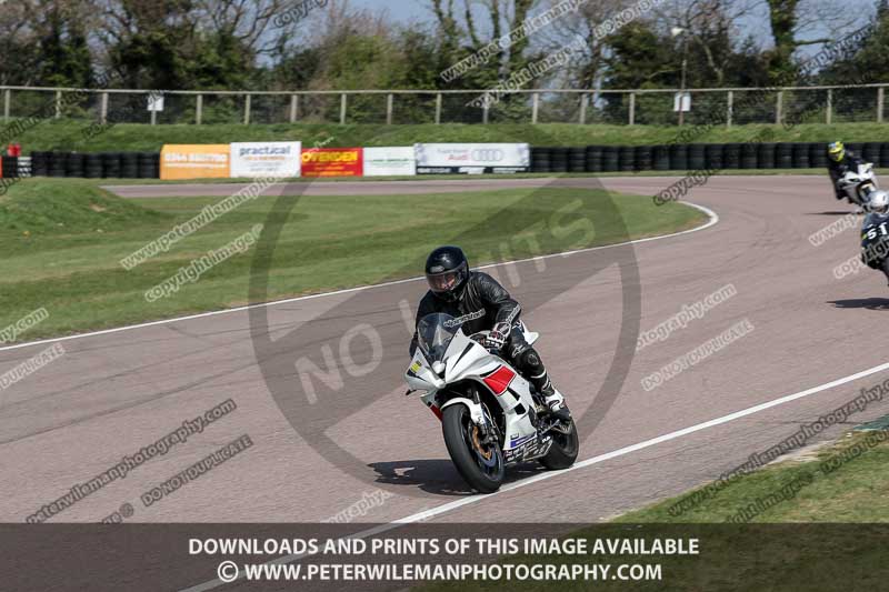 cadwell park;cadwell park photographs;cadwell trackday photographs;enduro digital images;event digital images;eventdigitalimages;peter wileman photography;racing digital images;trackday digital images;trackday photos
