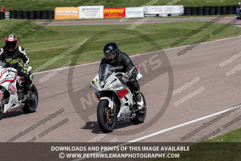 cadwell park;cadwell park photographs;cadwell trackday photographs;enduro digital images;event digital images;eventdigitalimages;peter wileman photography;racing digital images;trackday digital images;trackday photos