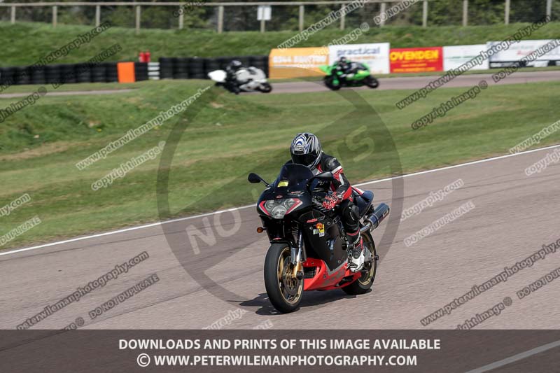 cadwell park;cadwell park photographs;cadwell trackday photographs;enduro digital images;event digital images;eventdigitalimages;peter wileman photography;racing digital images;trackday digital images;trackday photos