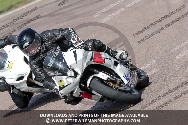 cadwell park;cadwell park photographs;cadwell trackday photographs;enduro digital images;event digital images;eventdigitalimages;peter wileman photography;racing digital images;trackday digital images;trackday photos