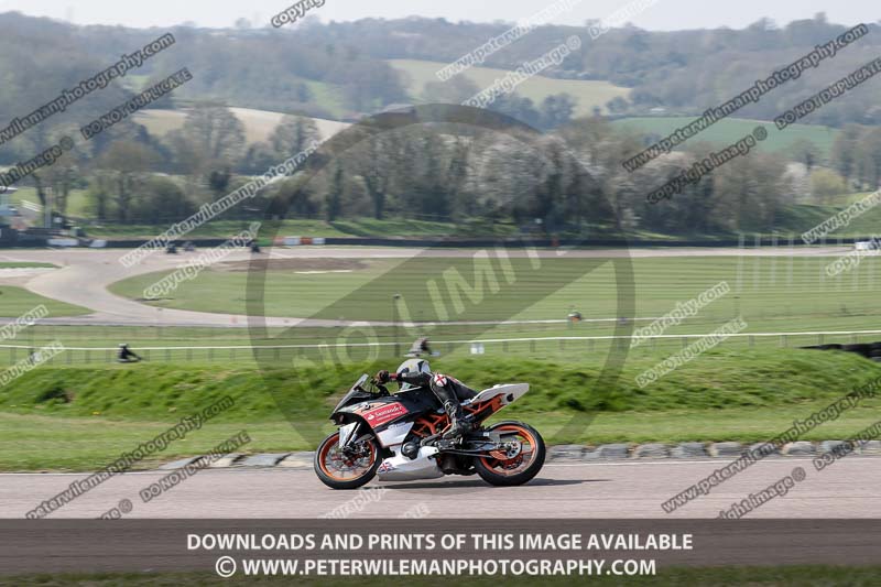 cadwell park;cadwell park photographs;cadwell trackday photographs;enduro digital images;event digital images;eventdigitalimages;peter wileman photography;racing digital images;trackday digital images;trackday photos