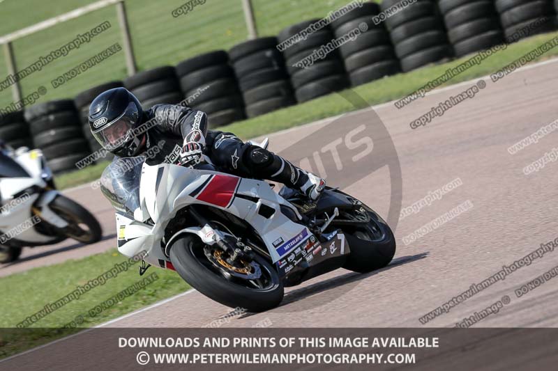 cadwell park;cadwell park photographs;cadwell trackday photographs;enduro digital images;event digital images;eventdigitalimages;peter wileman photography;racing digital images;trackday digital images;trackday photos
