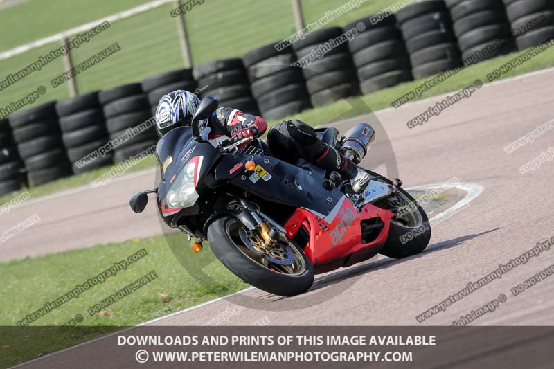 cadwell park;cadwell park photographs;cadwell trackday photographs;enduro digital images;event digital images;eventdigitalimages;peter wileman photography;racing digital images;trackday digital images;trackday photos