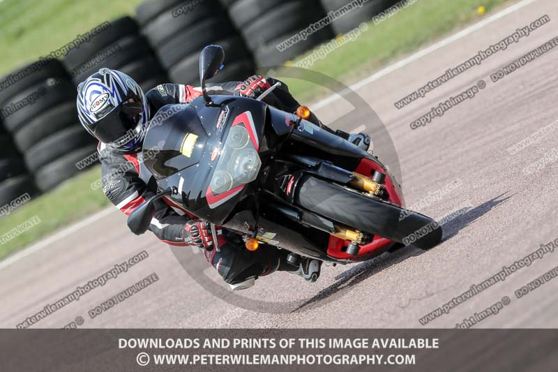 cadwell park;cadwell park photographs;cadwell trackday photographs;enduro digital images;event digital images;eventdigitalimages;peter wileman photography;racing digital images;trackday digital images;trackday photos