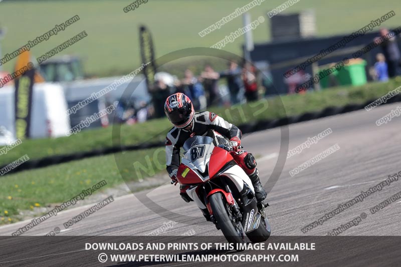 cadwell park;cadwell park photographs;cadwell trackday photographs;enduro digital images;event digital images;eventdigitalimages;peter wileman photography;racing digital images;trackday digital images;trackday photos