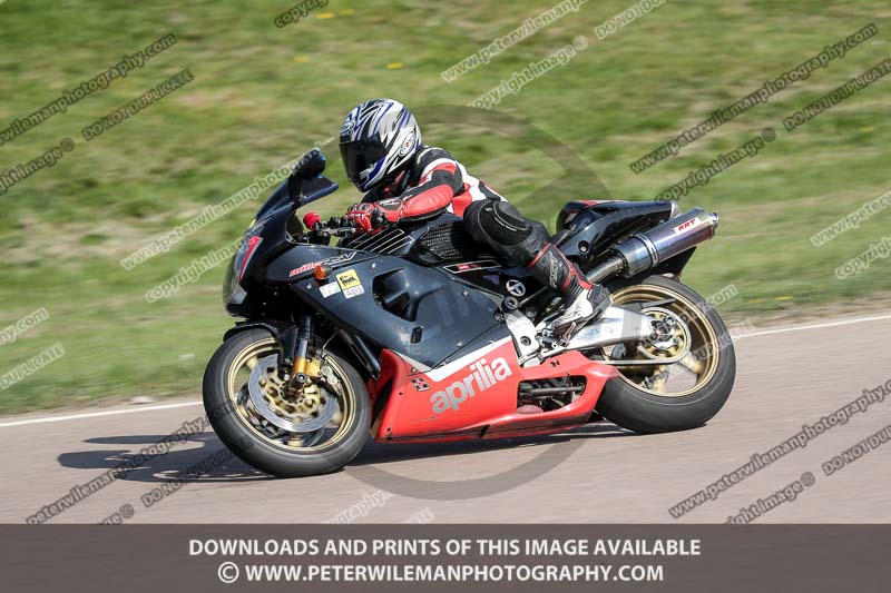 cadwell park;cadwell park photographs;cadwell trackday photographs;enduro digital images;event digital images;eventdigitalimages;peter wileman photography;racing digital images;trackday digital images;trackday photos