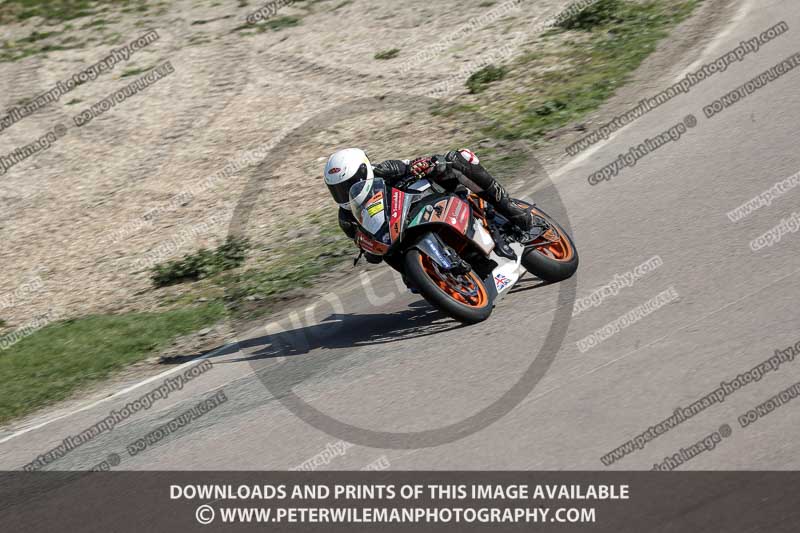 cadwell park;cadwell park photographs;cadwell trackday photographs;enduro digital images;event digital images;eventdigitalimages;peter wileman photography;racing digital images;trackday digital images;trackday photos
