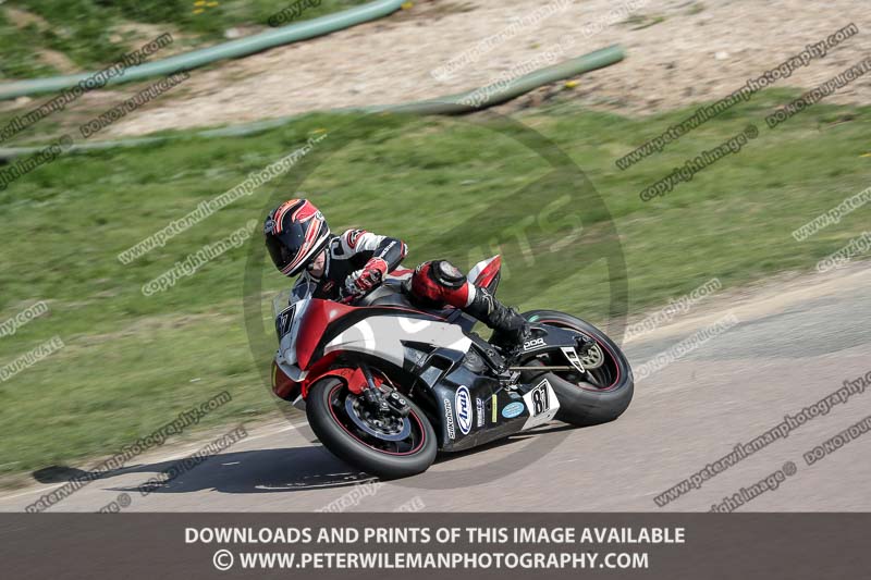cadwell park;cadwell park photographs;cadwell trackday photographs;enduro digital images;event digital images;eventdigitalimages;peter wileman photography;racing digital images;trackday digital images;trackday photos
