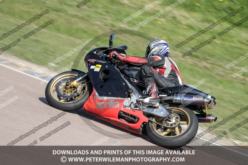 cadwell park;cadwell park photographs;cadwell trackday photographs;enduro digital images;event digital images;eventdigitalimages;peter wileman photography;racing digital images;trackday digital images;trackday photos