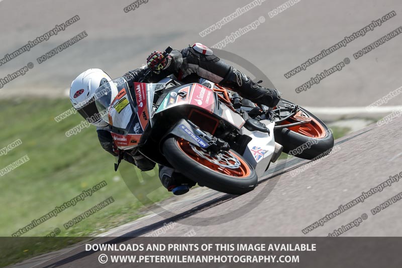 cadwell park;cadwell park photographs;cadwell trackday photographs;enduro digital images;event digital images;eventdigitalimages;peter wileman photography;racing digital images;trackday digital images;trackday photos