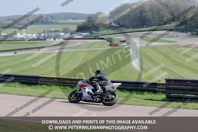 cadwell park;cadwell park photographs;cadwell trackday photographs;enduro digital images;event digital images;eventdigitalimages;peter wileman photography;racing digital images;trackday digital images;trackday photos