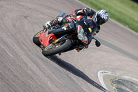 cadwell-park;cadwell-park-photographs;cadwell-trackday-photographs;enduro-digital-images;event-digital-images;eventdigitalimages;peter-wileman-photography;racing-digital-images;trackday-digital-images;trackday-photos