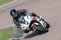 cadwell-park;cadwell-park-photographs;cadwell-trackday-photographs;enduro-digital-images;event-digital-images;eventdigitalimages;peter-wileman-photography;racing-digital-images;trackday-digital-images;trackday-photos