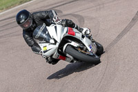 cadwell-park;cadwell-park-photographs;cadwell-trackday-photographs;enduro-digital-images;event-digital-images;eventdigitalimages;peter-wileman-photography;racing-digital-images;trackday-digital-images;trackday-photos