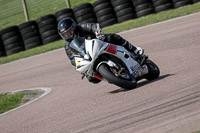 cadwell-park;cadwell-park-photographs;cadwell-trackday-photographs;enduro-digital-images;event-digital-images;eventdigitalimages;peter-wileman-photography;racing-digital-images;trackday-digital-images;trackday-photos