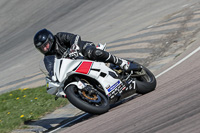 cadwell-park;cadwell-park-photographs;cadwell-trackday-photographs;enduro-digital-images;event-digital-images;eventdigitalimages;peter-wileman-photography;racing-digital-images;trackday-digital-images;trackday-photos