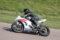 cadwell-park;cadwell-park-photographs;cadwell-trackday-photographs;enduro-digital-images;event-digital-images;eventdigitalimages;peter-wileman-photography;racing-digital-images;trackday-digital-images;trackday-photos