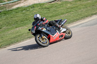 cadwell-park;cadwell-park-photographs;cadwell-trackday-photographs;enduro-digital-images;event-digital-images;eventdigitalimages;peter-wileman-photography;racing-digital-images;trackday-digital-images;trackday-photos