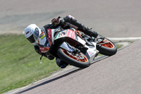 cadwell-park;cadwell-park-photographs;cadwell-trackday-photographs;enduro-digital-images;event-digital-images;eventdigitalimages;peter-wileman-photography;racing-digital-images;trackday-digital-images;trackday-photos