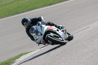 cadwell-park;cadwell-park-photographs;cadwell-trackday-photographs;enduro-digital-images;event-digital-images;eventdigitalimages;peter-wileman-photography;racing-digital-images;trackday-digital-images;trackday-photos