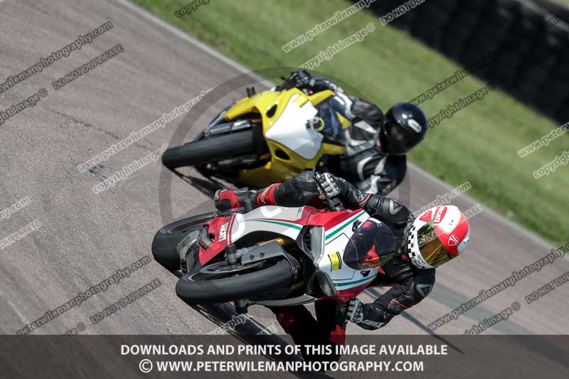 cadwell park;cadwell park photographs;cadwell trackday photographs;enduro digital images;event digital images;eventdigitalimages;peter wileman photography;racing digital images;trackday digital images;trackday photos
