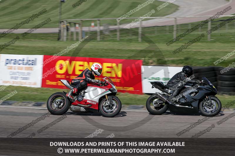 cadwell park;cadwell park photographs;cadwell trackday photographs;enduro digital images;event digital images;eventdigitalimages;peter wileman photography;racing digital images;trackday digital images;trackday photos