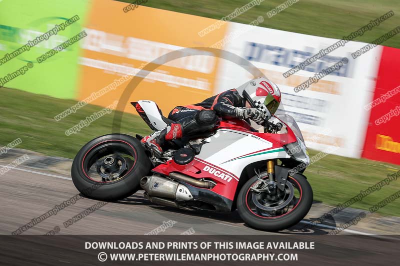 cadwell park;cadwell park photographs;cadwell trackday photographs;enduro digital images;event digital images;eventdigitalimages;peter wileman photography;racing digital images;trackday digital images;trackday photos