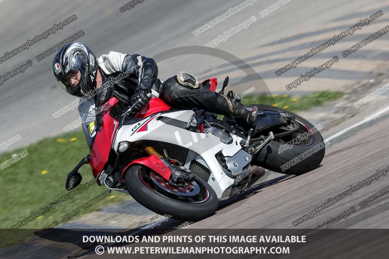 cadwell park;cadwell park photographs;cadwell trackday photographs;enduro digital images;event digital images;eventdigitalimages;peter wileman photography;racing digital images;trackday digital images;trackday photos