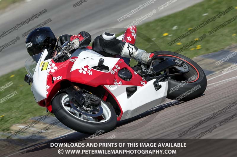 cadwell park;cadwell park photographs;cadwell trackday photographs;enduro digital images;event digital images;eventdigitalimages;peter wileman photography;racing digital images;trackday digital images;trackday photos