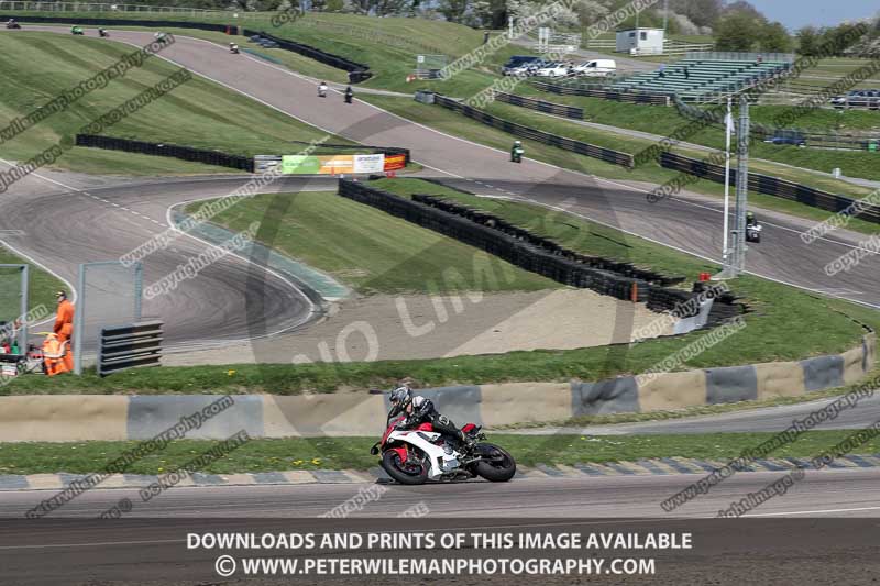 cadwell park;cadwell park photographs;cadwell trackday photographs;enduro digital images;event digital images;eventdigitalimages;peter wileman photography;racing digital images;trackday digital images;trackday photos