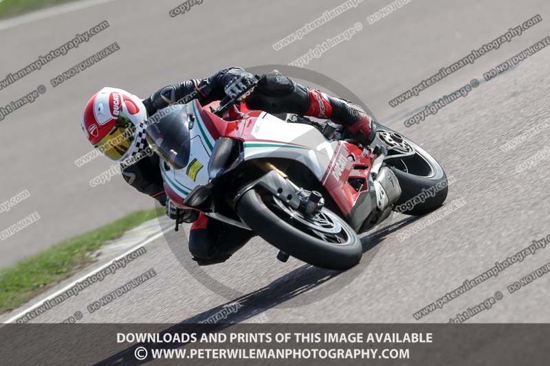 cadwell park;cadwell park photographs;cadwell trackday photographs;enduro digital images;event digital images;eventdigitalimages;peter wileman photography;racing digital images;trackday digital images;trackday photos