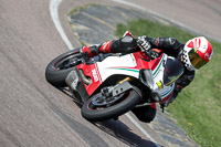 cadwell-park;cadwell-park-photographs;cadwell-trackday-photographs;enduro-digital-images;event-digital-images;eventdigitalimages;peter-wileman-photography;racing-digital-images;trackday-digital-images;trackday-photos