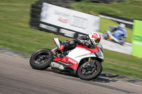 cadwell-park;cadwell-park-photographs;cadwell-trackday-photographs;enduro-digital-images;event-digital-images;eventdigitalimages;peter-wileman-photography;racing-digital-images;trackday-digital-images;trackday-photos