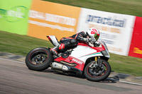 cadwell-park;cadwell-park-photographs;cadwell-trackday-photographs;enduro-digital-images;event-digital-images;eventdigitalimages;peter-wileman-photography;racing-digital-images;trackday-digital-images;trackday-photos