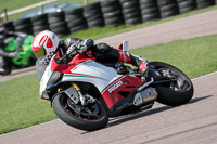 cadwell-park;cadwell-park-photographs;cadwell-trackday-photographs;enduro-digital-images;event-digital-images;eventdigitalimages;peter-wileman-photography;racing-digital-images;trackday-digital-images;trackday-photos