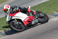 cadwell-park;cadwell-park-photographs;cadwell-trackday-photographs;enduro-digital-images;event-digital-images;eventdigitalimages;peter-wileman-photography;racing-digital-images;trackday-digital-images;trackday-photos