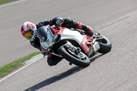 cadwell-park;cadwell-park-photographs;cadwell-trackday-photographs;enduro-digital-images;event-digital-images;eventdigitalimages;peter-wileman-photography;racing-digital-images;trackday-digital-images;trackday-photos