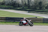cadwell-park;cadwell-park-photographs;cadwell-trackday-photographs;enduro-digital-images;event-digital-images;eventdigitalimages;peter-wileman-photography;racing-digital-images;trackday-digital-images;trackday-photos