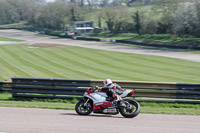 cadwell-park;cadwell-park-photographs;cadwell-trackday-photographs;enduro-digital-images;event-digital-images;eventdigitalimages;peter-wileman-photography;racing-digital-images;trackday-digital-images;trackday-photos