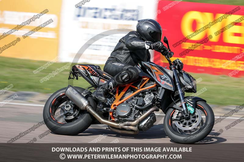cadwell park;cadwell park photographs;cadwell trackday photographs;enduro digital images;event digital images;eventdigitalimages;peter wileman photography;racing digital images;trackday digital images;trackday photos
