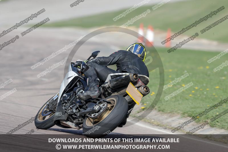 cadwell park;cadwell park photographs;cadwell trackday photographs;enduro digital images;event digital images;eventdigitalimages;peter wileman photography;racing digital images;trackday digital images;trackday photos