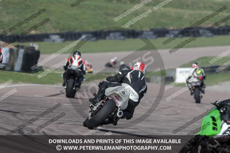 cadwell park;cadwell park photographs;cadwell trackday photographs;enduro digital images;event digital images;eventdigitalimages;peter wileman photography;racing digital images;trackday digital images;trackday photos