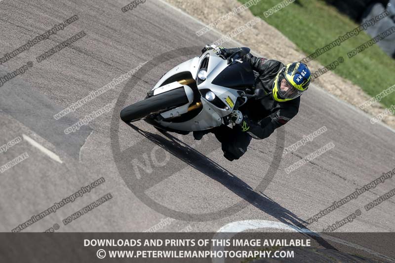 cadwell park;cadwell park photographs;cadwell trackday photographs;enduro digital images;event digital images;eventdigitalimages;peter wileman photography;racing digital images;trackday digital images;trackday photos