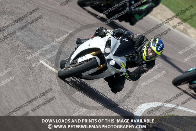 cadwell park;cadwell park photographs;cadwell trackday photographs;enduro digital images;event digital images;eventdigitalimages;peter wileman photography;racing digital images;trackday digital images;trackday photos